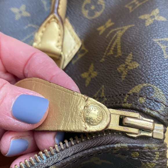 Authentic Vintage Louis Vuitton 35 Speedy - Picture 15 of 15